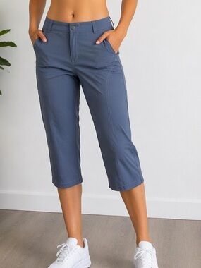 Urban Outfitters BDG Crishell Capri Pants Blue White Stitching Tech Size 10